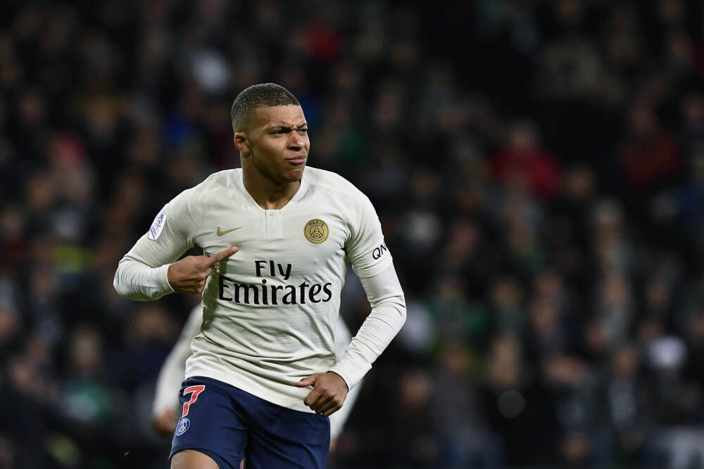 布阵海天猎“黑鲨”——海军航空兵某部搜攻潜训练影像